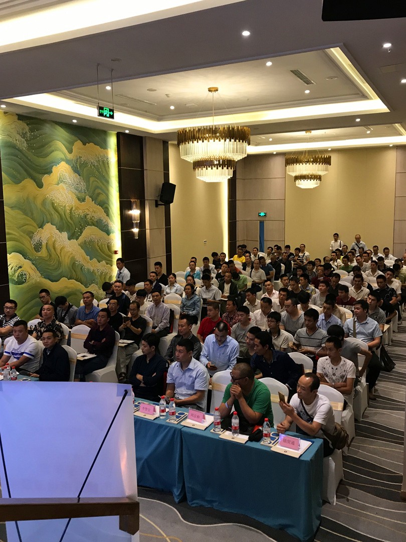 2017轩宇车鼎汽修技术培训会(成都站)完美收官! 2017轩宇车鼎汽修技术培训会(成都站)完美收官!
